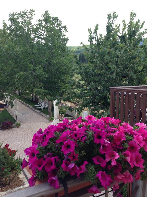 Agriturismo Capriccio Di Giove Cansano Eksteriør billede
